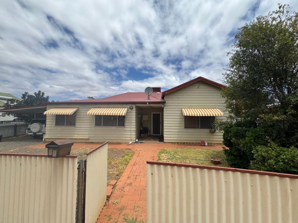 21 Rosenberg Cres, Kalgoorlie, WA 6430