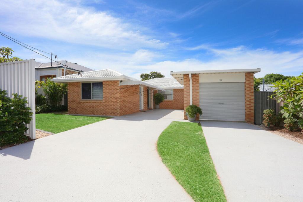 15 Swallow Ave, Paradise Point, QLD 4216