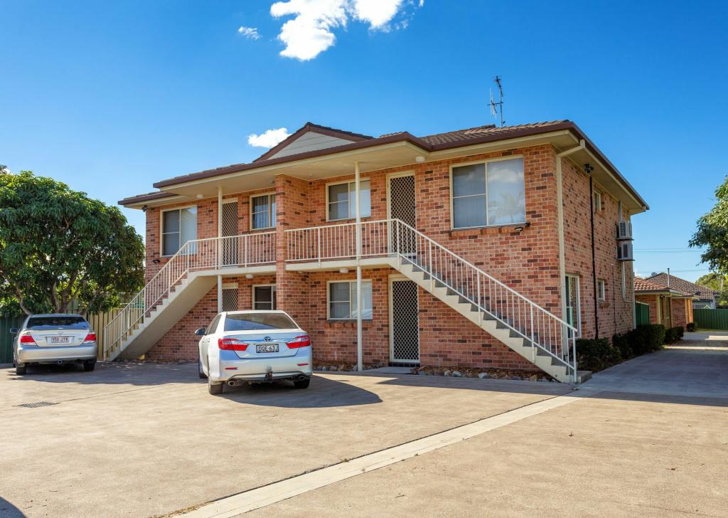 2/27 BOYCE ST, TAREE, NSW 2430