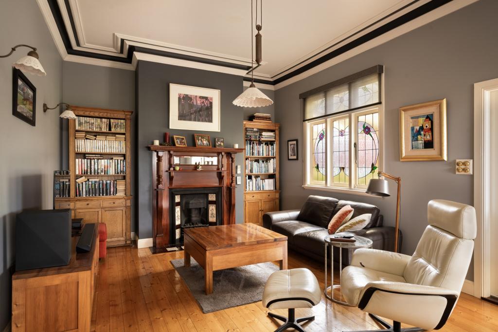 6 Oaklands Rd, Hazelbrook, NSW 2779