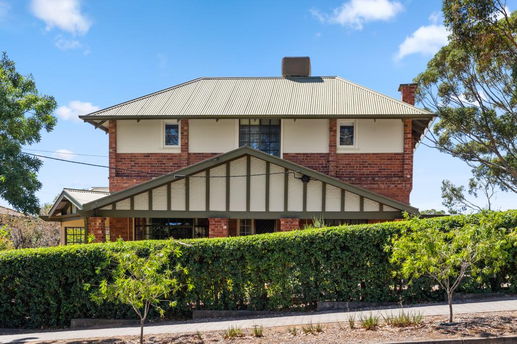 24 Willunga St, Eden Hills, SA 5050