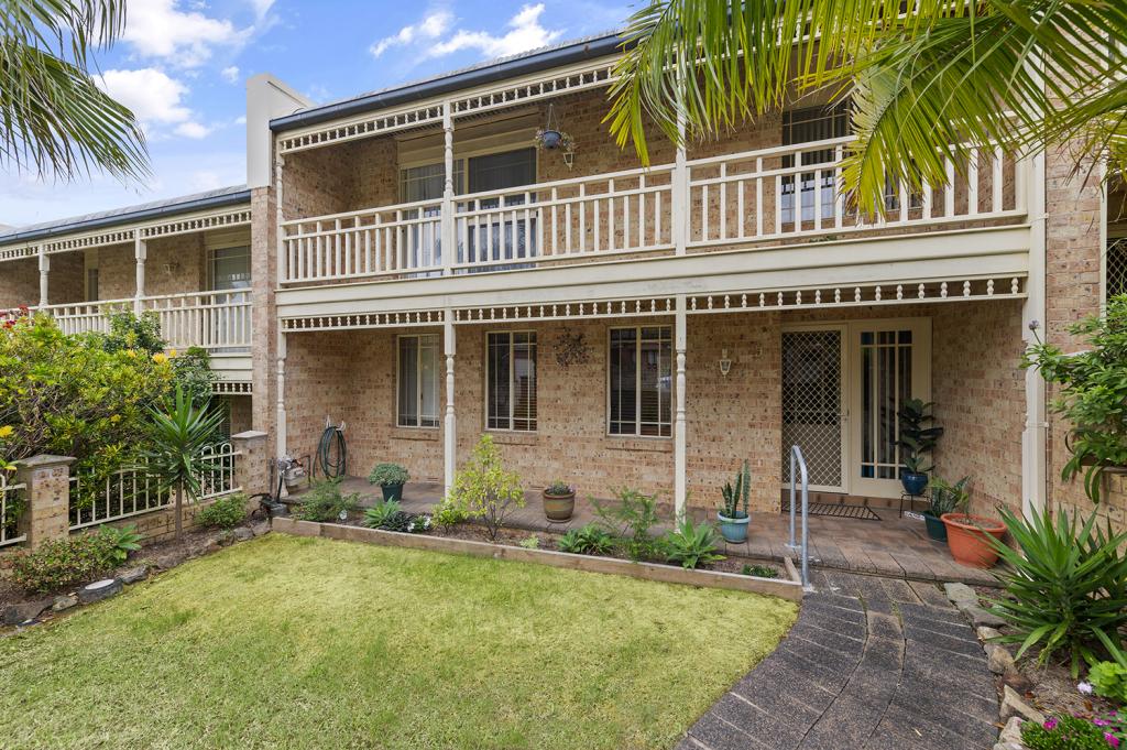 9/15 Koolang Rd, Green Point, NSW 2251