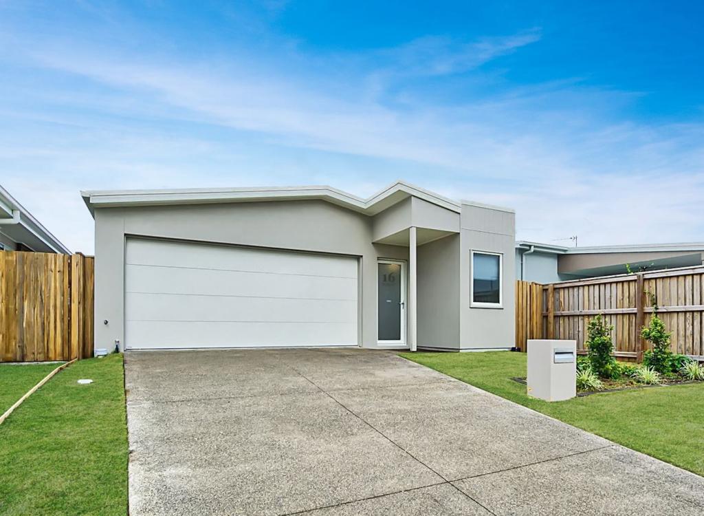 16 Forest Rd, Palmview, QLD 4553