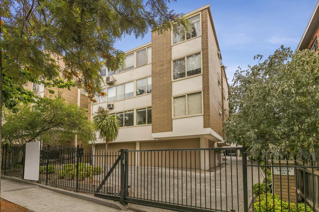 11/16 Kensington Rd, South Yarra, VIC 3141