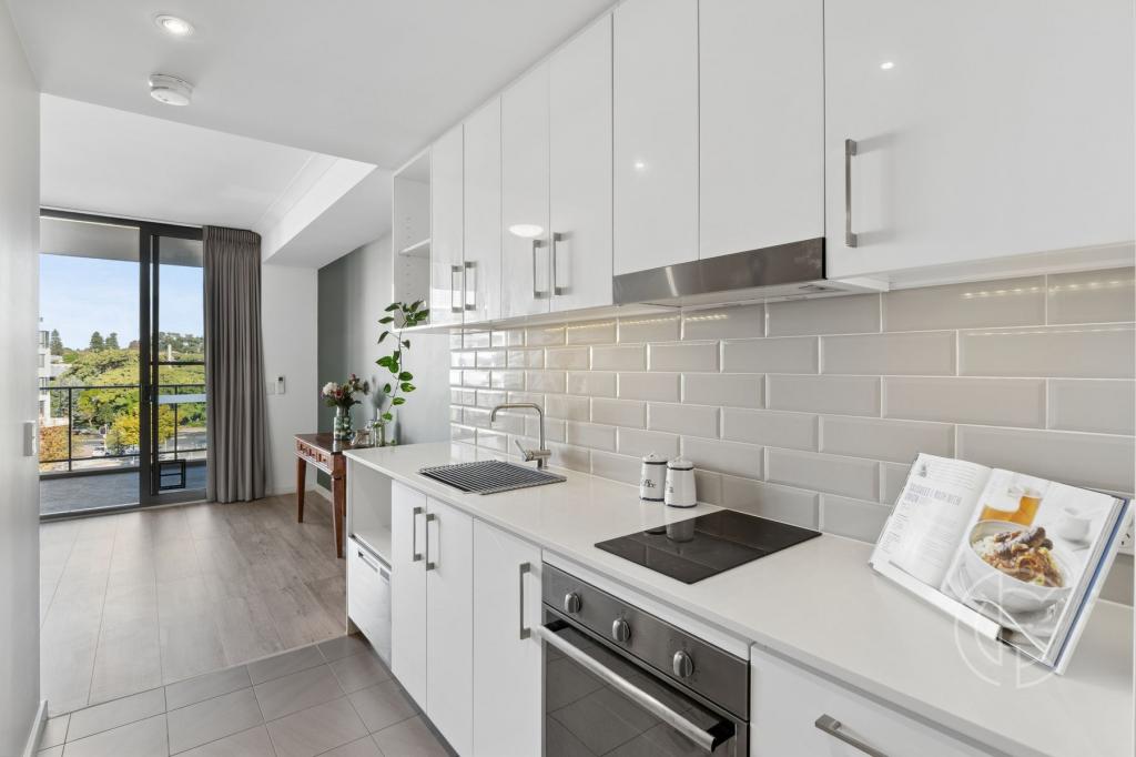 314/2 WEMBLEY CT, SUBIACO, WA 6008
