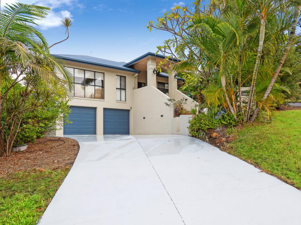 24 Yaldara St, Pacific Pines, QLD 4211