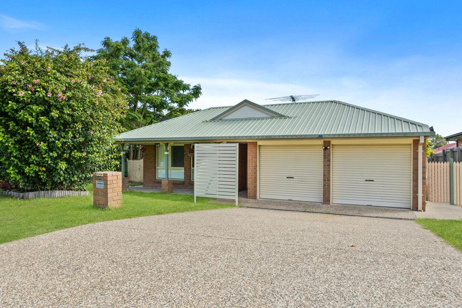 8 Dianthus Pl, Flinders View, QLD 4305