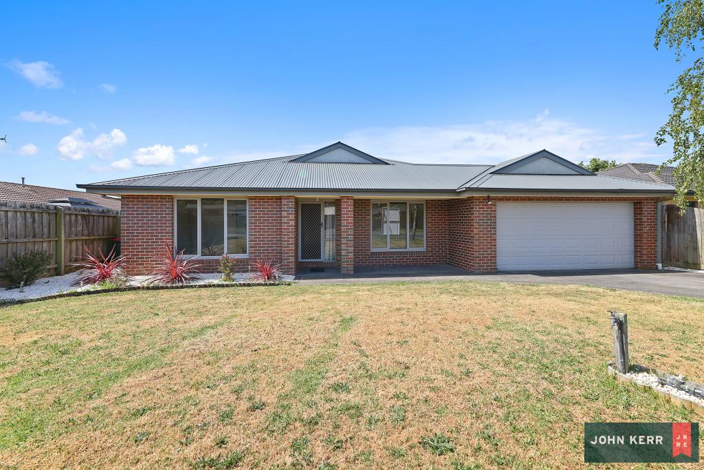 15 VINCENT BVD, TRAFALGAR, VIC 3824