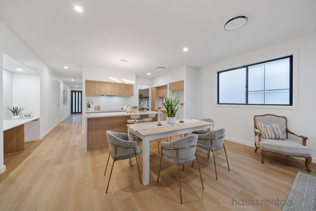 5 VEGA ST, SOUTH RIPLEY, QLD 4306