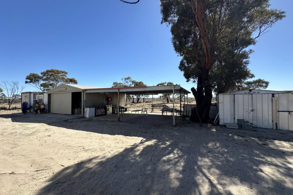 LOT 8396 GREAT EASTERN HWY, TAMMIN, WA 6409