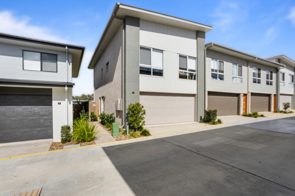 4/2 SIENNA DR, MORAYFIELD, QLD 4506