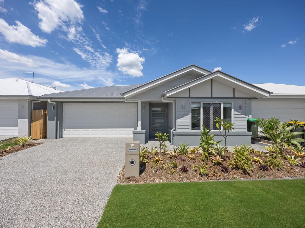 19 Sage Way, White Rock, QLD 4306