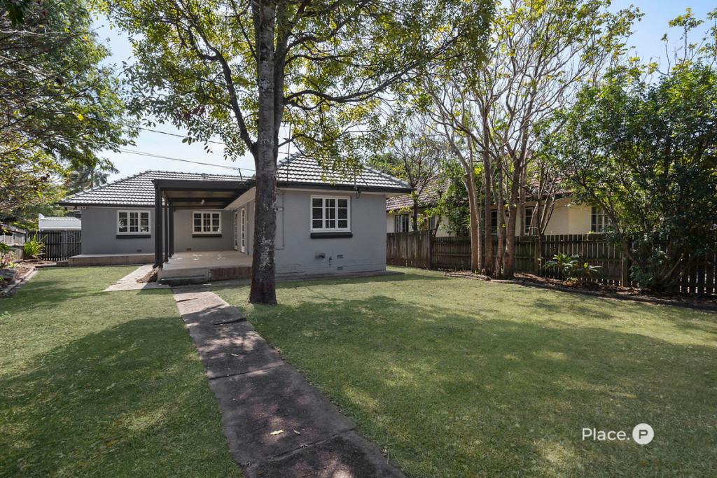 102 Junction Rd, Morningside, QLD 4170