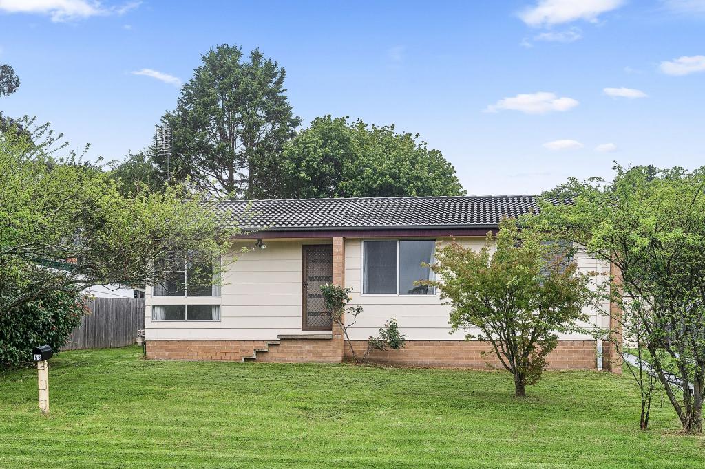 58 Parkes Rd, Moss Vale, NSW 2577