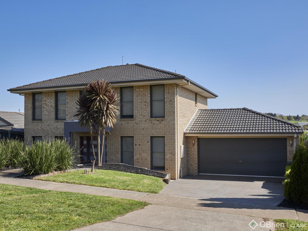 57 Walker Dr, Drouin, VIC 3818