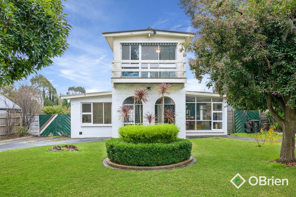 12 Robinia St, Frankston, VIC 3199