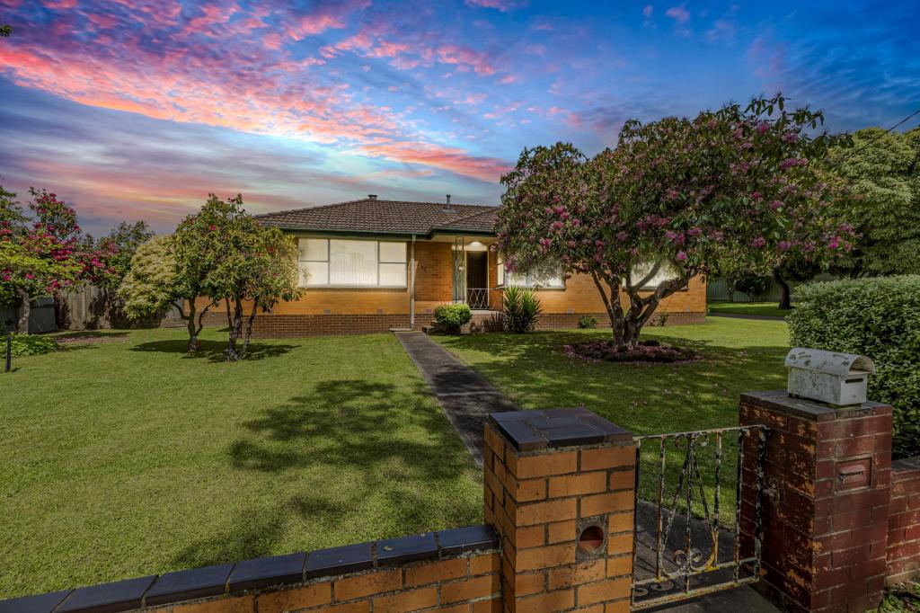 155 Main St, Romsey, VIC 3434