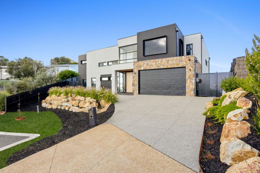 4 Crestvale Ct, Rye, VIC 3941