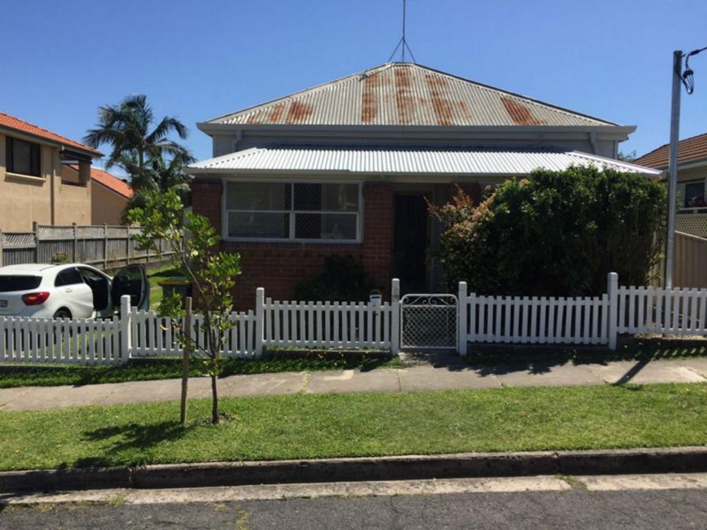 8 Nott St, Merewether, NSW 2291