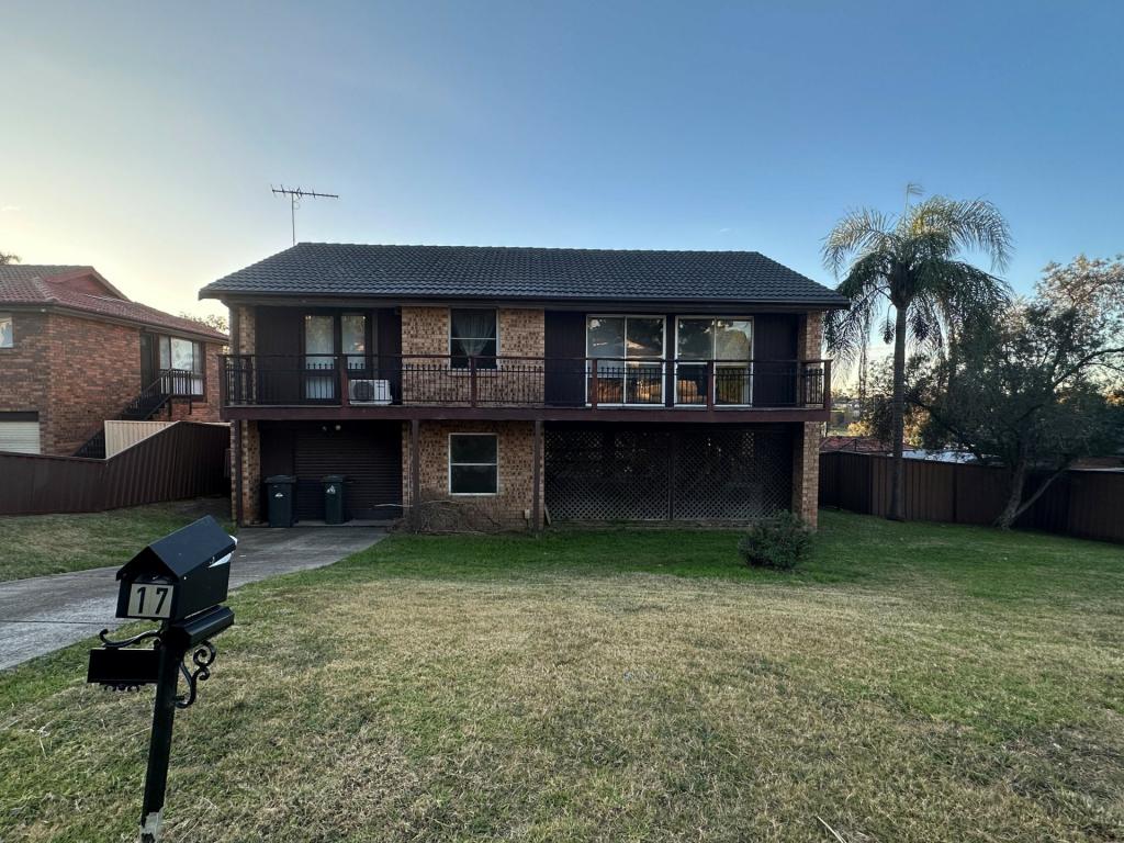 17 Peridot Cl, Eagle Vale, NSW 2558