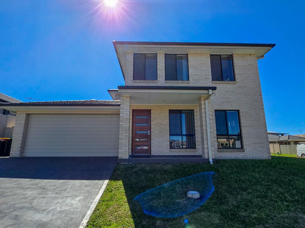 22 Affleck Gdns, Middleton Grange, NSW 2171