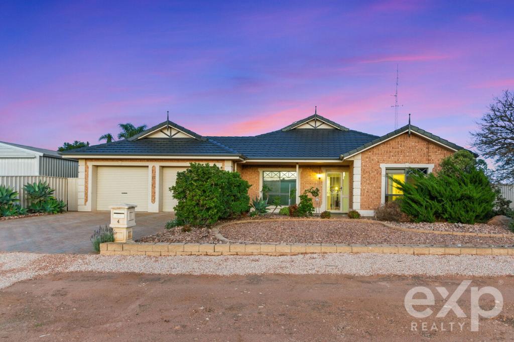 4 Carlisle St, Moonta Bay, SA 5558
