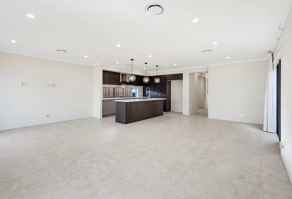 57 Rhinelander Rd, Box Hill, NSW 2765