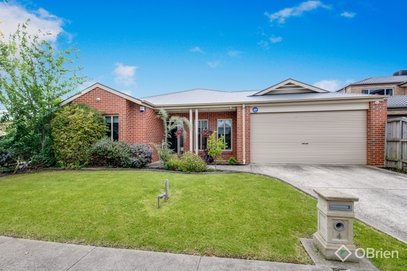 4 MARIJA CRES, BERWICK, VIC 3806