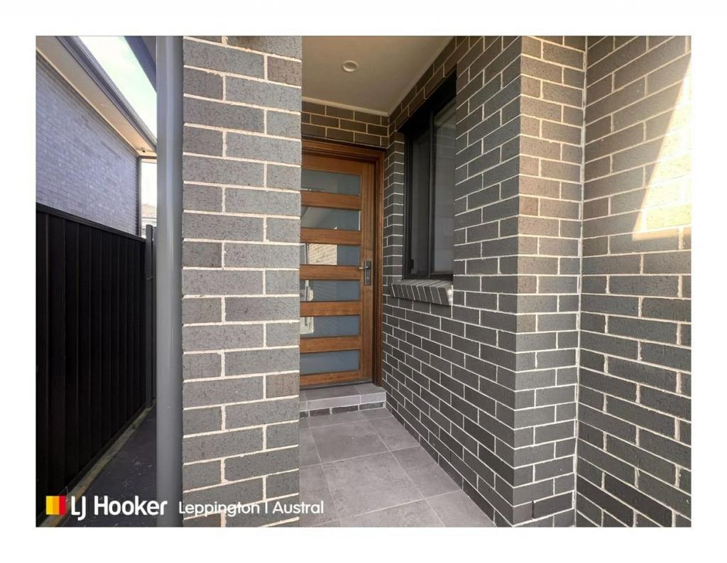 8b Bergin Cct, Leppington, NSW 2179