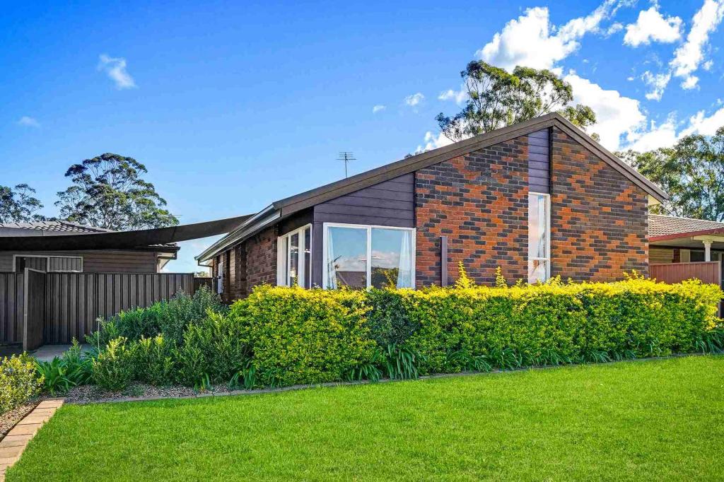 35 Henry Lawson Ave, Werrington County, NSW 2747