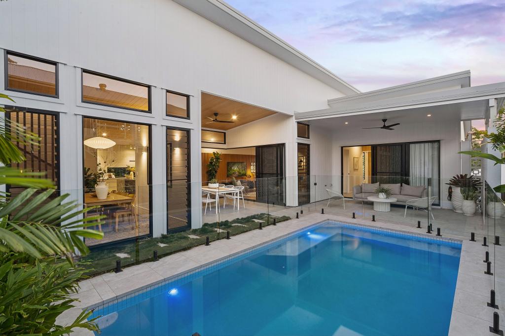 66 Buckland Rd, Everton Hills, QLD 4053