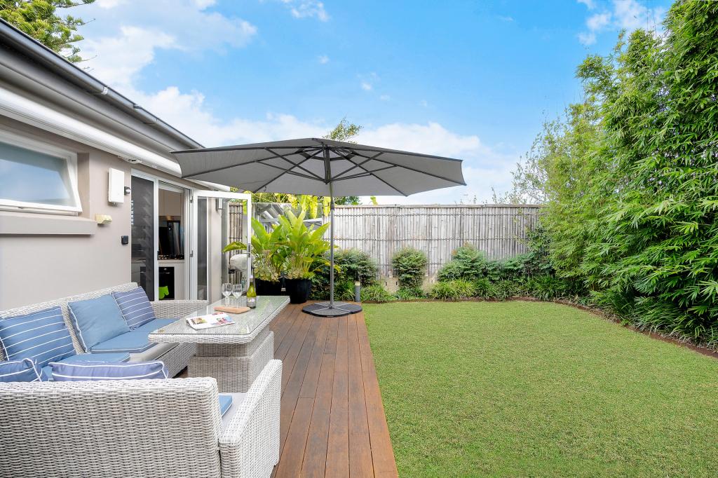 2/40 Griffin Rd, North Curl Curl, NSW 2099