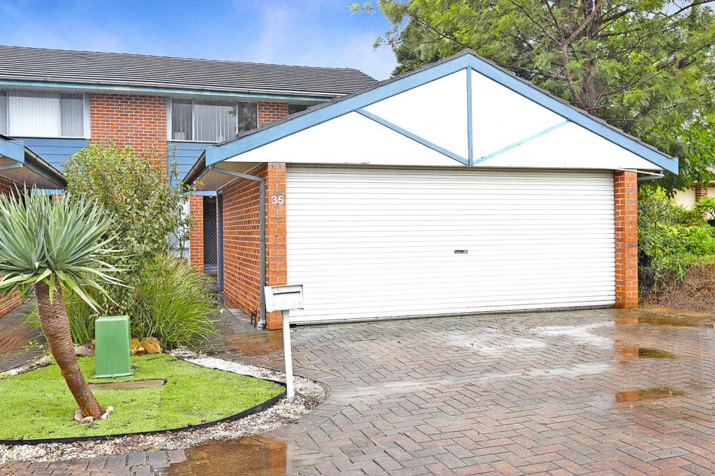 35 Plunkett Cres, Kingswood, NSW 2747