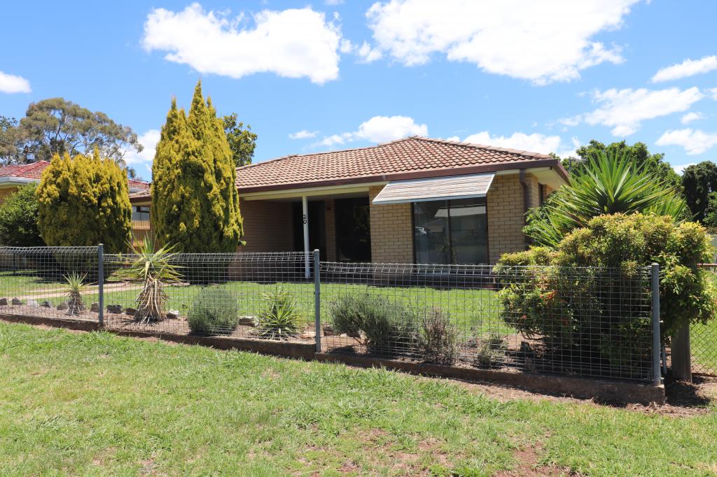 20 Pitt St, Glen Innes, NSW 2370