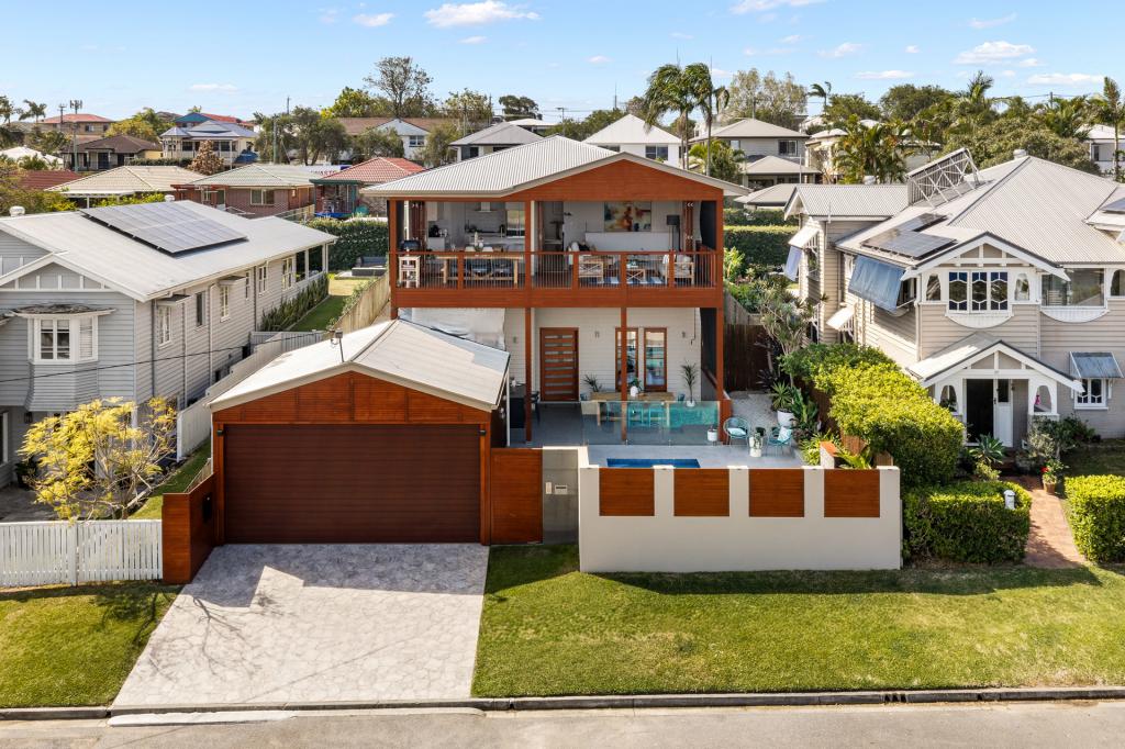 26 MELLOR ST, KEDRON, QLD 4031