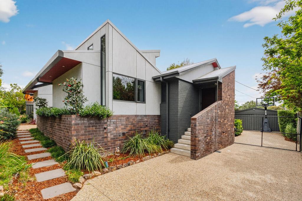 10 Ayers Pl, Curtin, ACT 2605