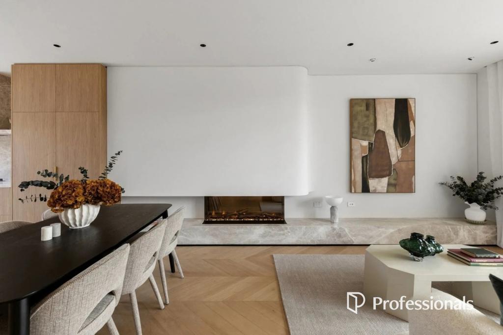 63 Seymour Gr, Camberwell, VIC 3124