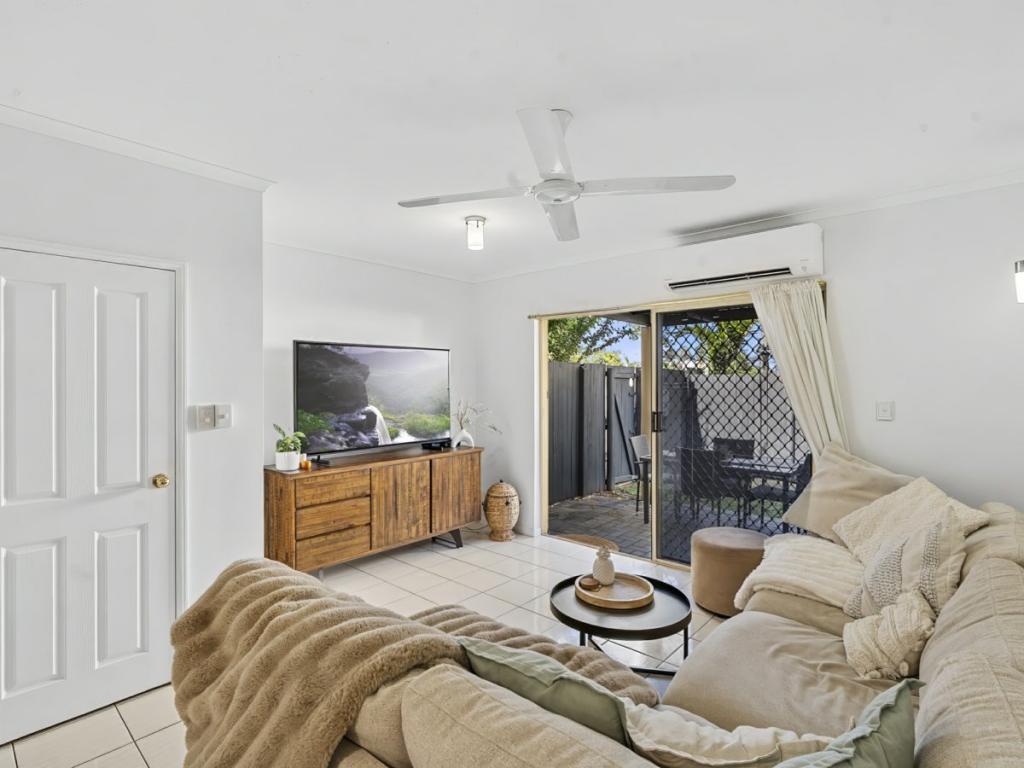 2/19 Rutherford St, Yorkeys Knob, QLD 4878