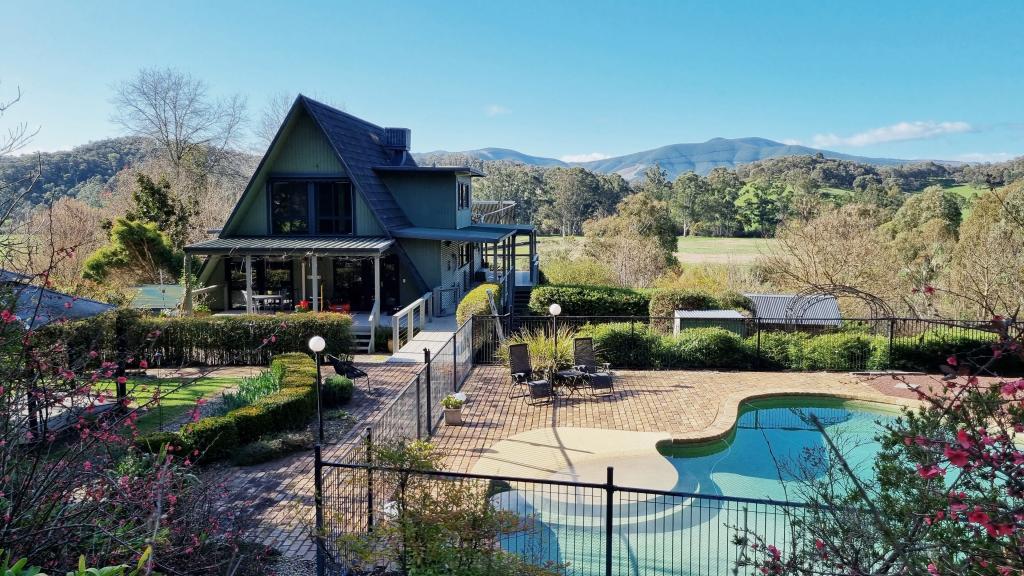 514 Buffalo Creek Rd, Myrtleford, VIC 3737