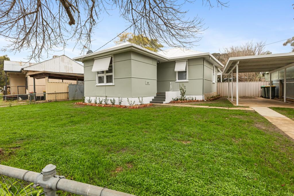 1 Essex Rd, Mount Austin, NSW 2650