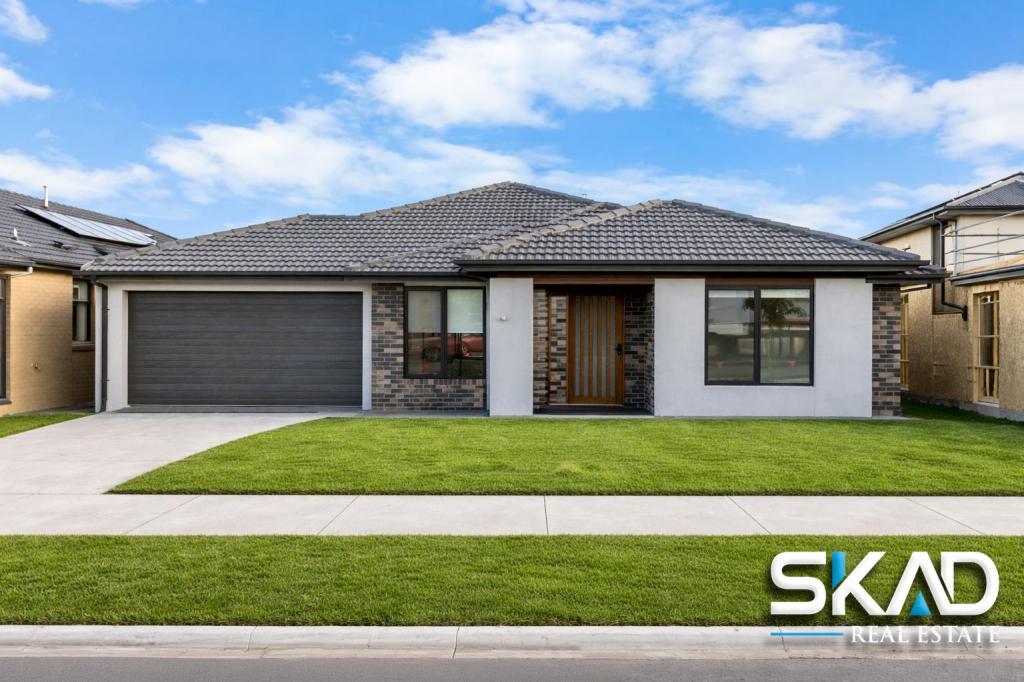 30 Mudrooroo Cct, Kalkallo, VIC 3064