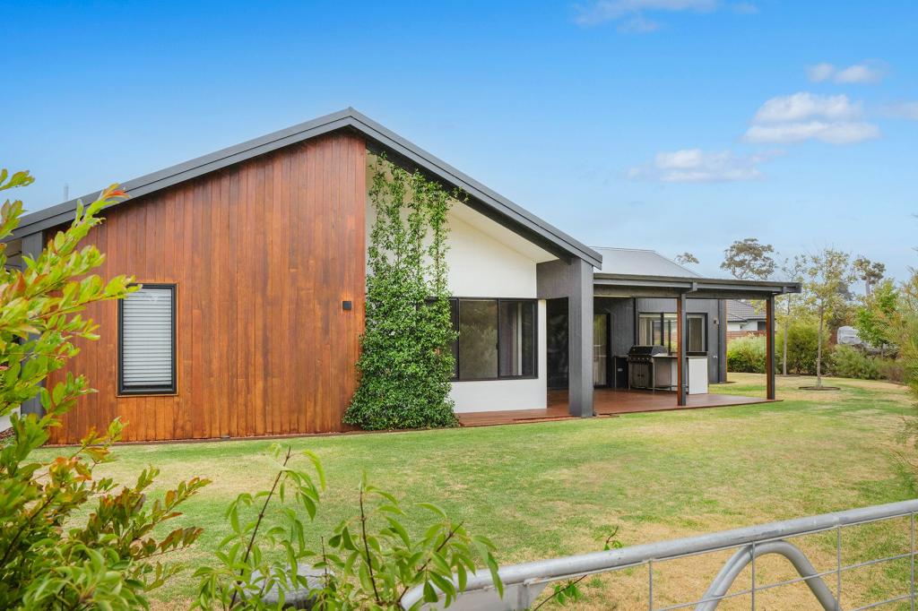 13 Mccormick Cres, Margaret River, WA 6285