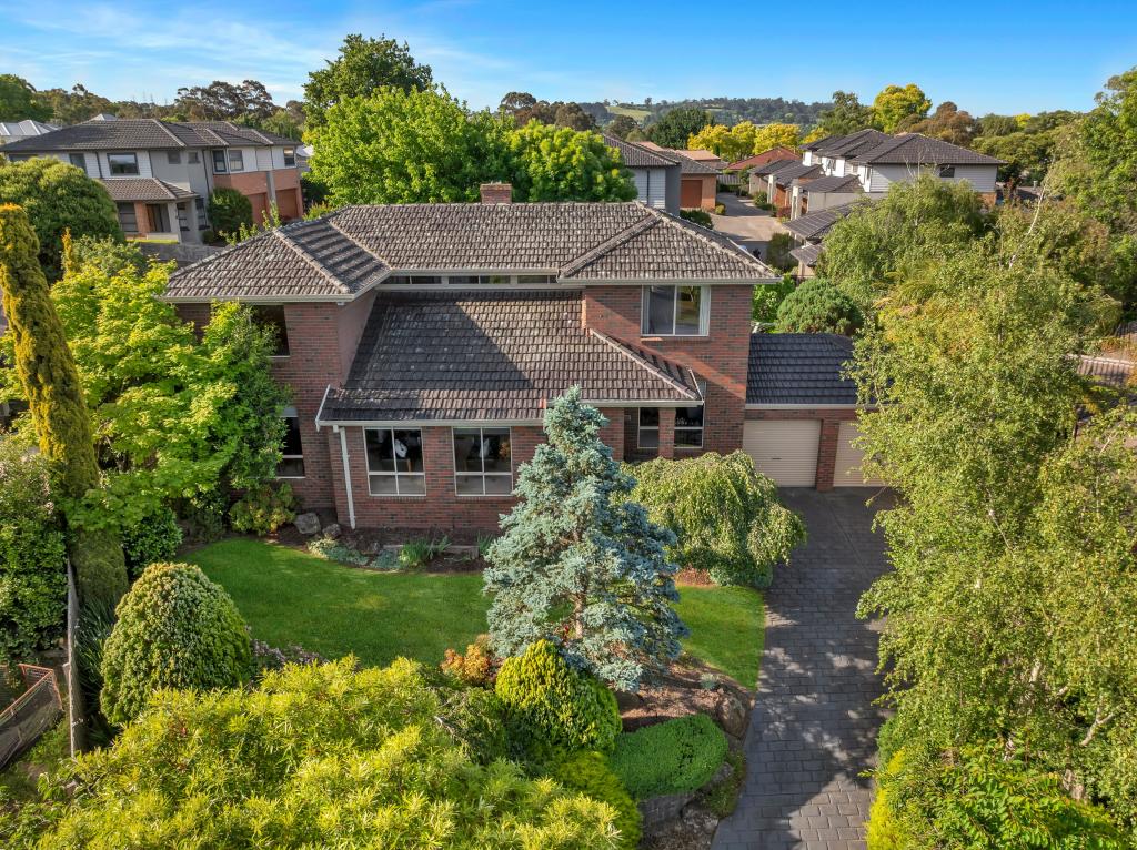 4 Ruby Pl, Berwick, VIC 3806