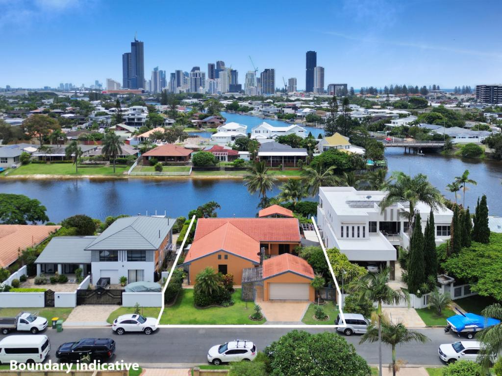 32 Weatherly Ave, Mermaid Waters, QLD 4218