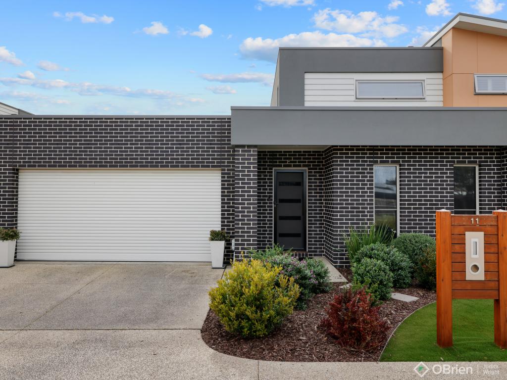 11 Birch Cres, Cowes, VIC 3922