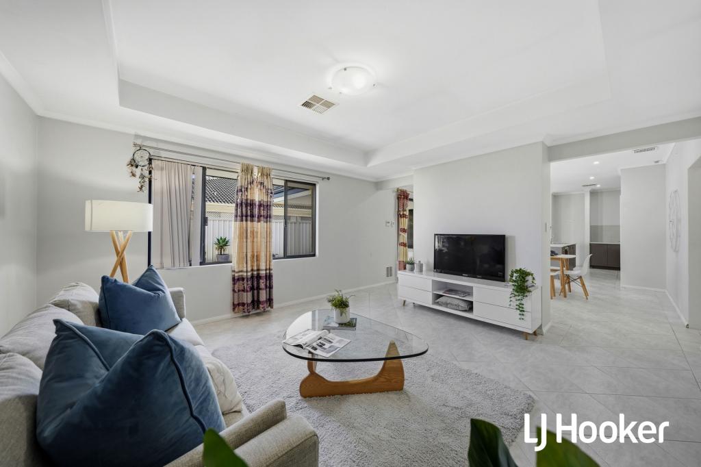 25 Elizabeth St, East Cannington, WA 6107