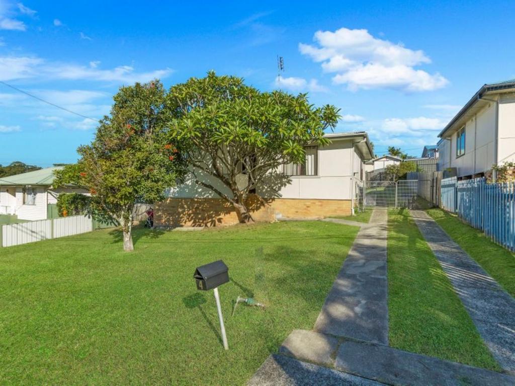 4 Cary Cres, Springfield, NSW 2250