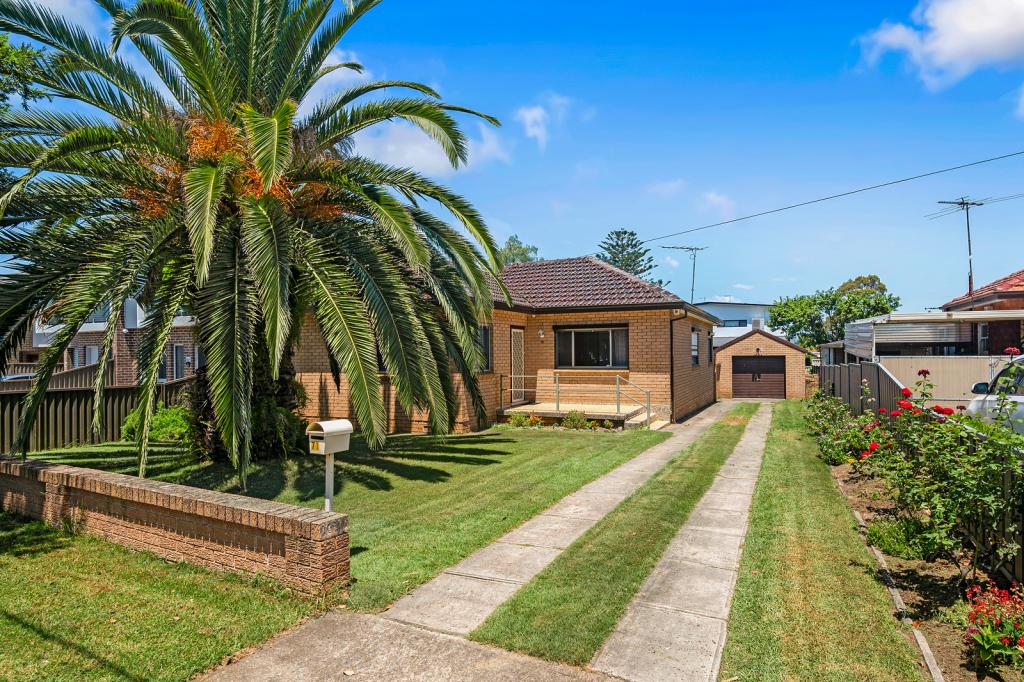 71 Rosina St, Fairfield West, NSW 2165