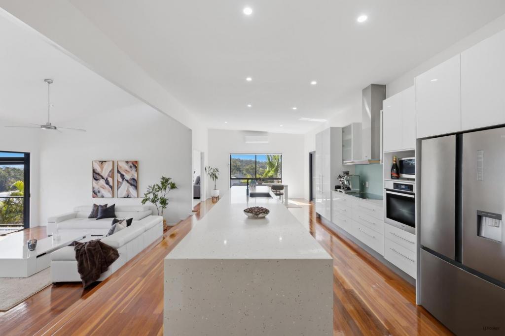 52 Sky Royal Tce, Burleigh Heads, QLD 4220