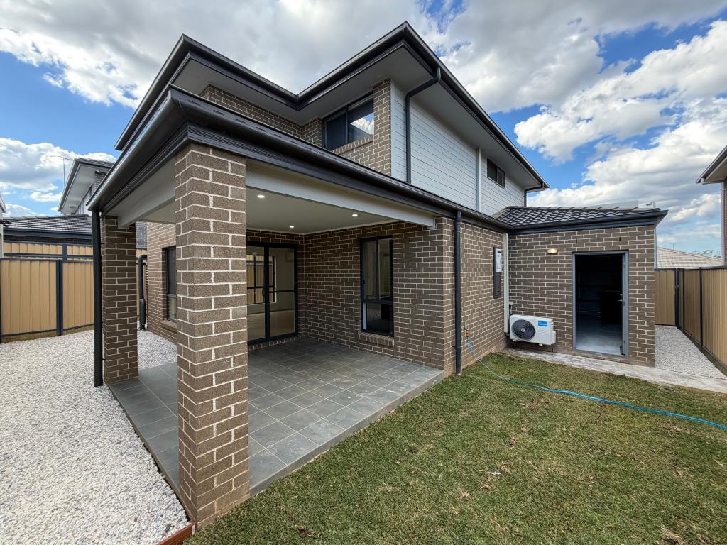 14 Manchuria Rd, Edmondson Park, NSW 2174
